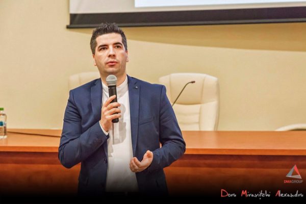 Serile JCI: Cum să faci bani din pasiune – cu Doru Miravitchi